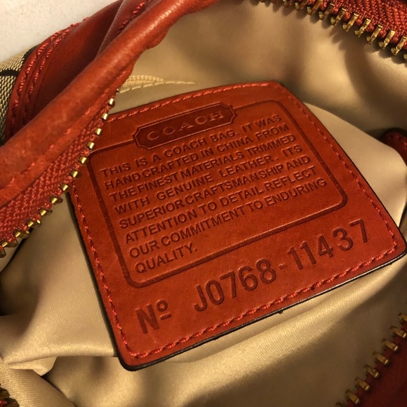 Coach signature bucket bag - Picture 5 of 5